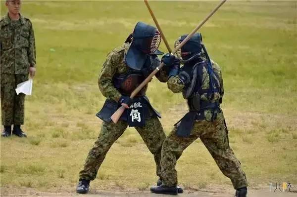 少将罗援：日本中学要教“刺枪术” 中国学生也该练擒拿1