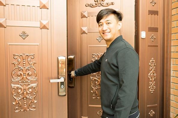 电影麻烦家族预告片3